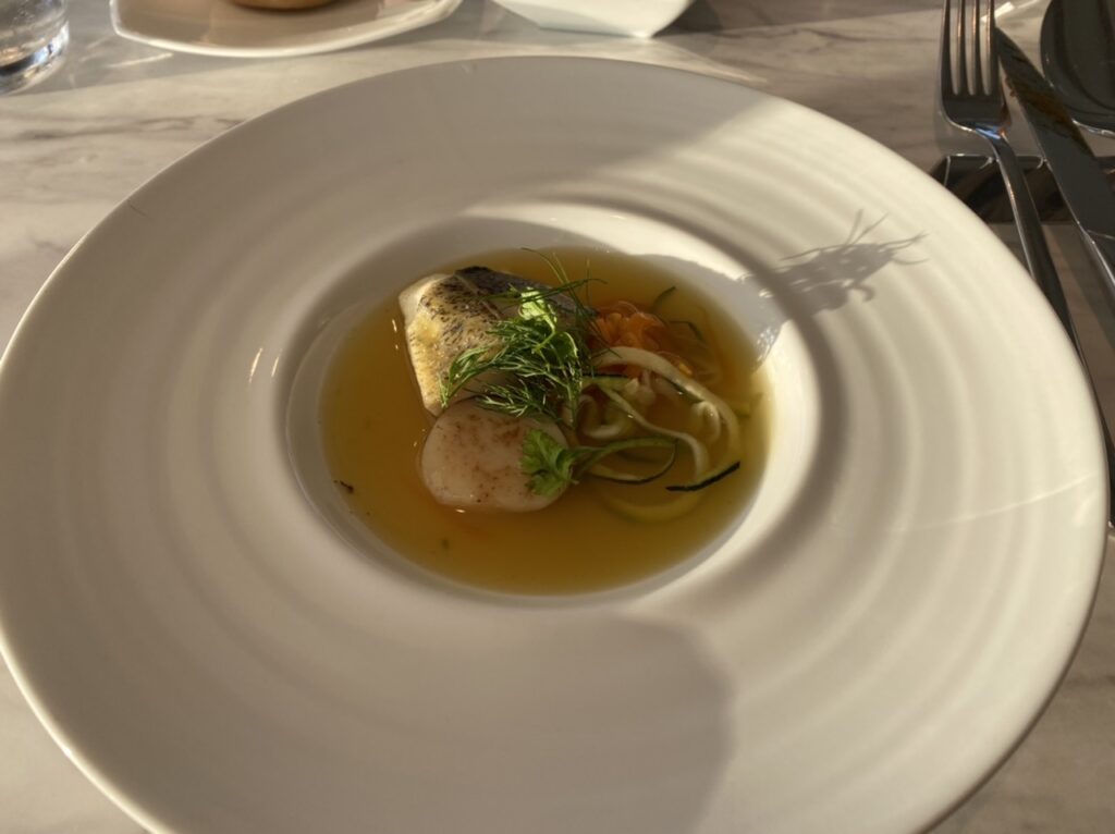 琵琶湖マリオットホテルのディナーの魚メイン料理